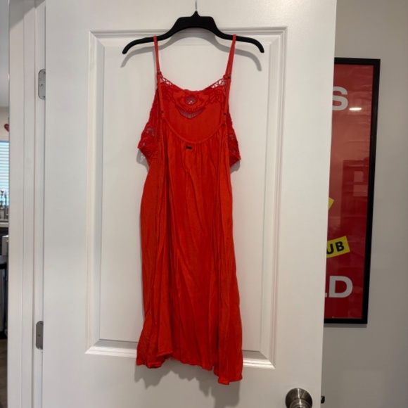O’Neill Red Callahan Shift Dress - Picture 7 of 10